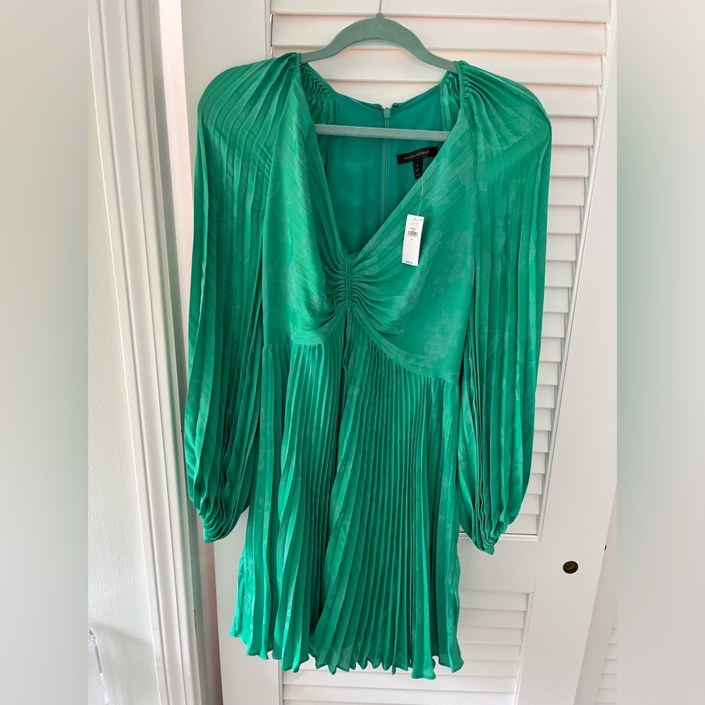 Banana Republic Radiant Mini Dress - size 6